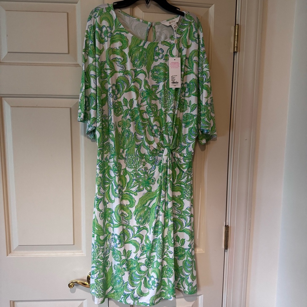 Lilly Pulitzer Shaw Dress in the Resort White Daffodil Hill print Size XL NWT